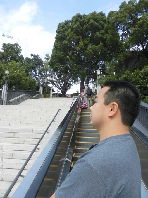 Escalator to the shrine